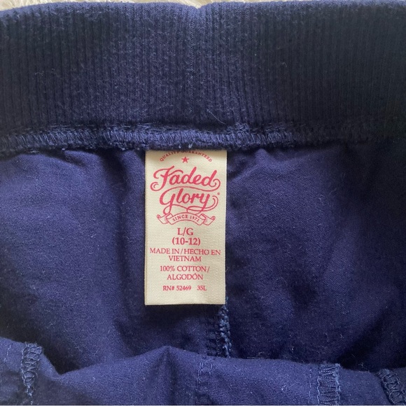 85- Faded Glory Knee Length Drawstring Shorts - Picture 2 of 3